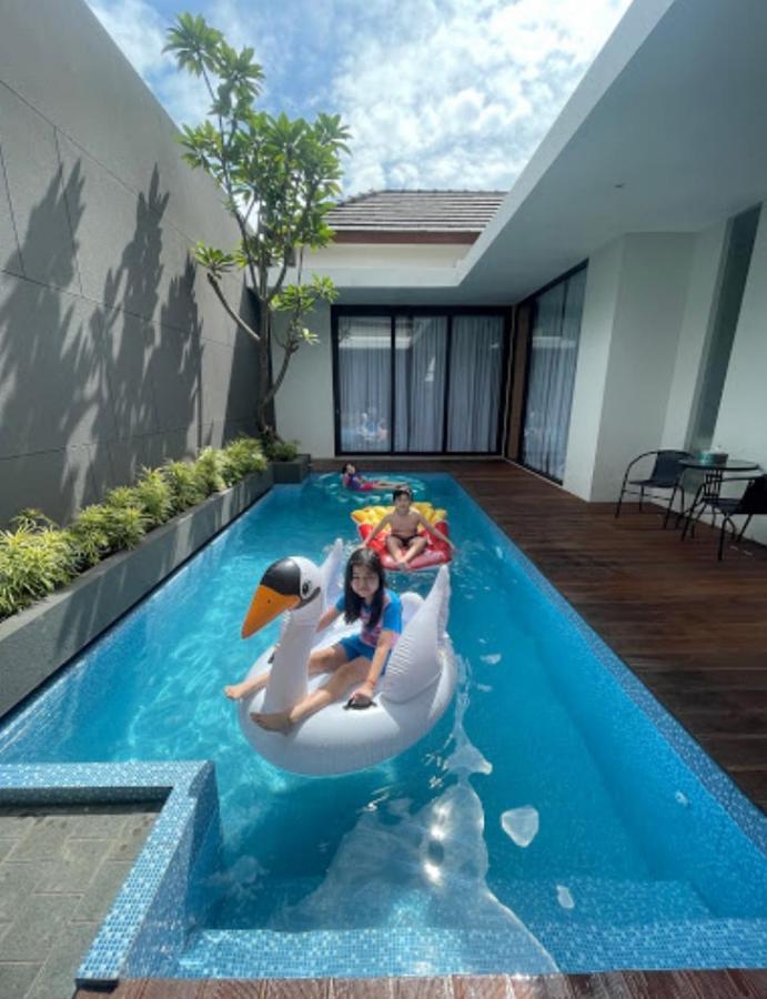 Villa Carmela Batu By Kingspark 8 エクステリア 写真