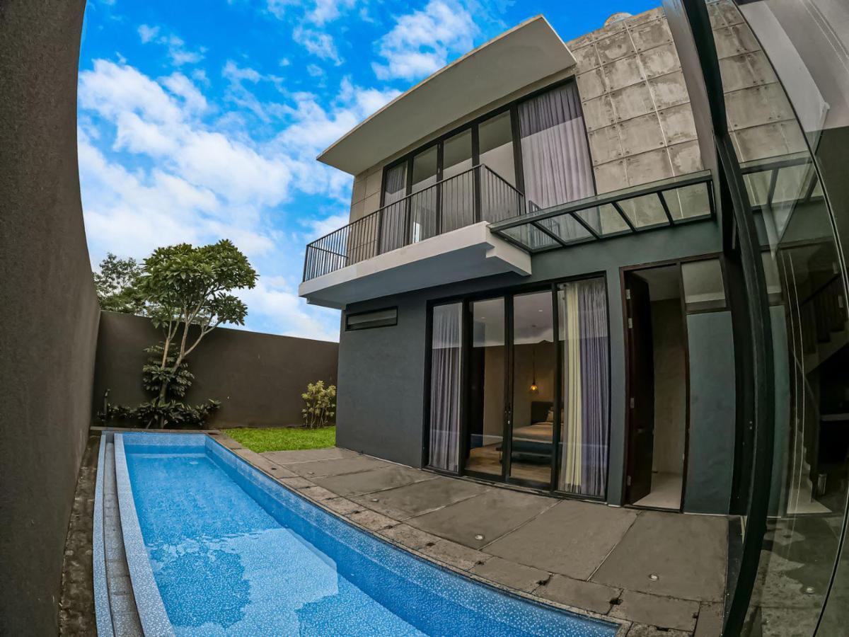 Villa Carmela Batu By Kingspark 8 エクステリア 写真